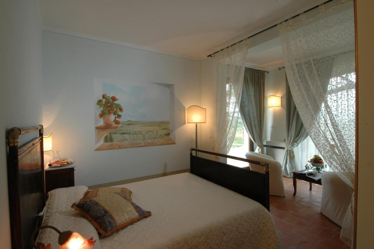 Villa La Valiana - Full Estate In Montepulciano - Heated Pool Valiano Экстерьер фото